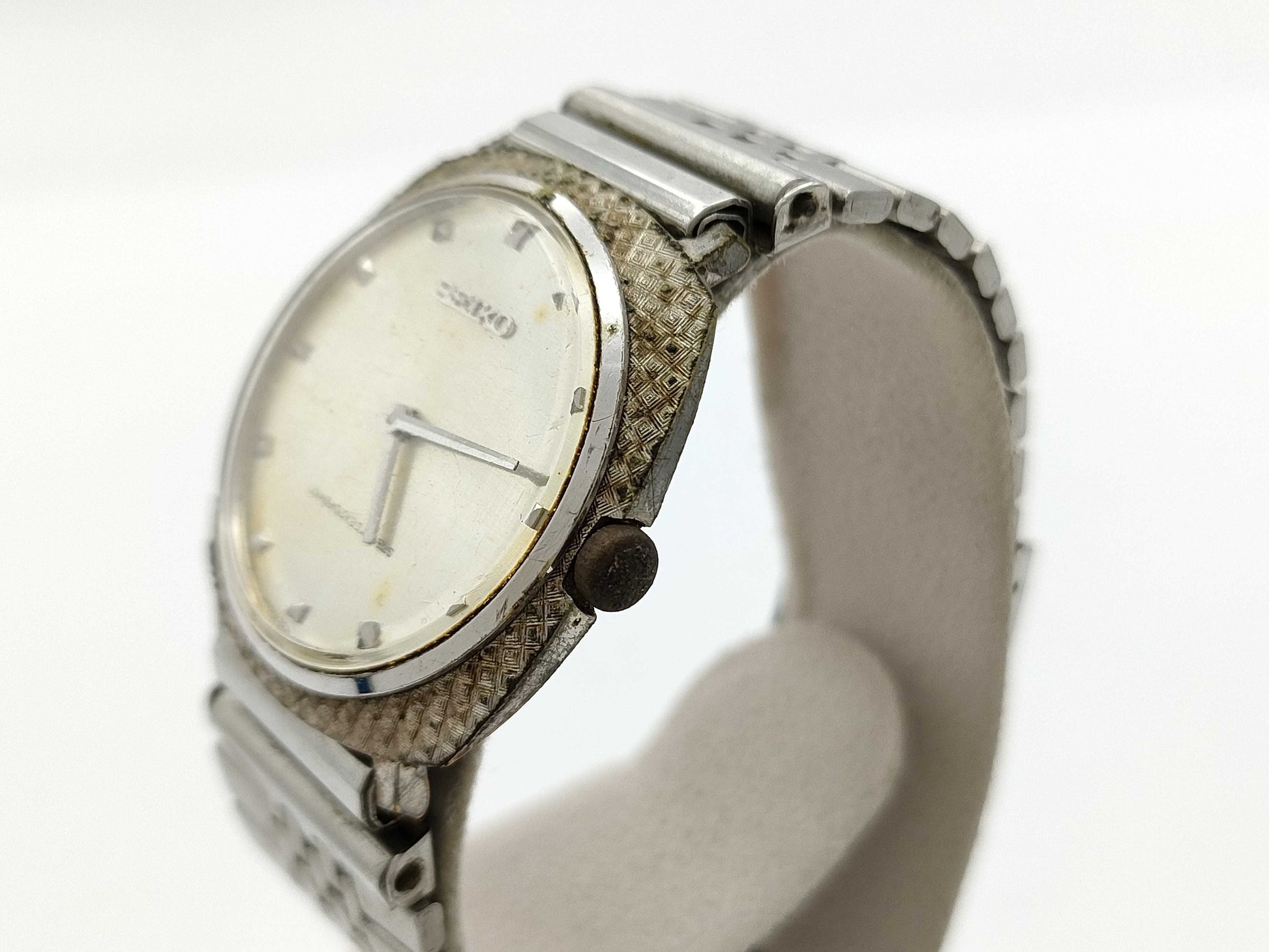 SEIKO 2519-0040 6401058 Hand-Wound Women's Watch