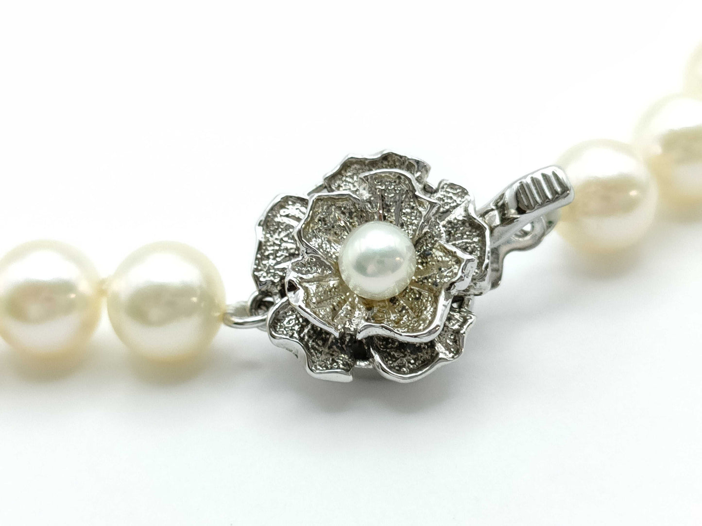 Pearl Diameter approx. 6.3-6.6mm SV 33.1g / Pearl Diameter approx. 7.8mm Pt850 2.4g Necklace