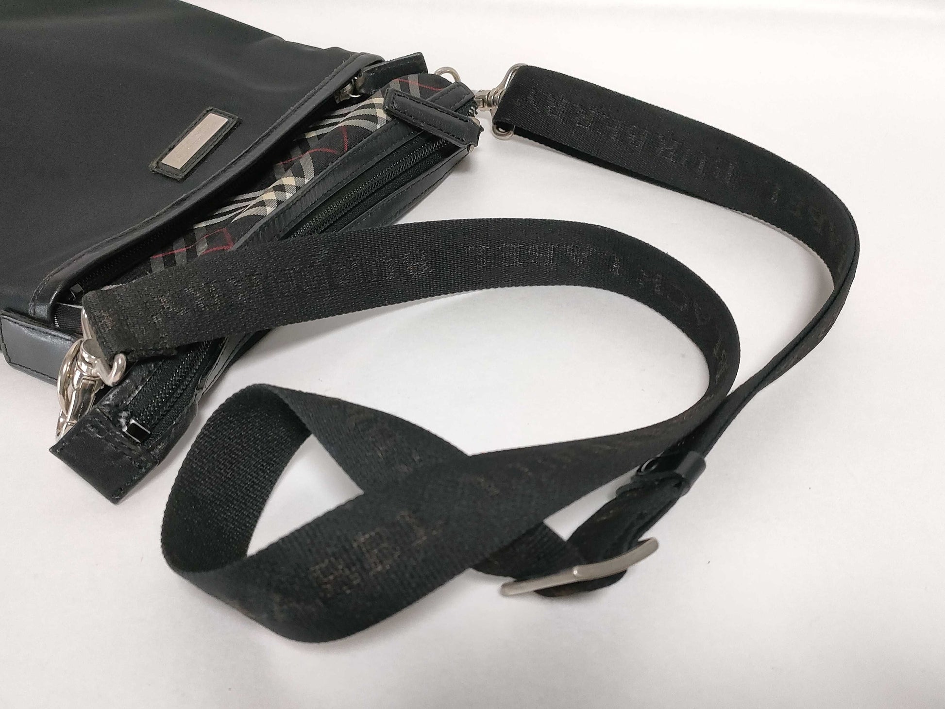 BURBERRY Nova Check Shoulder Sacoche Shoulder Bag