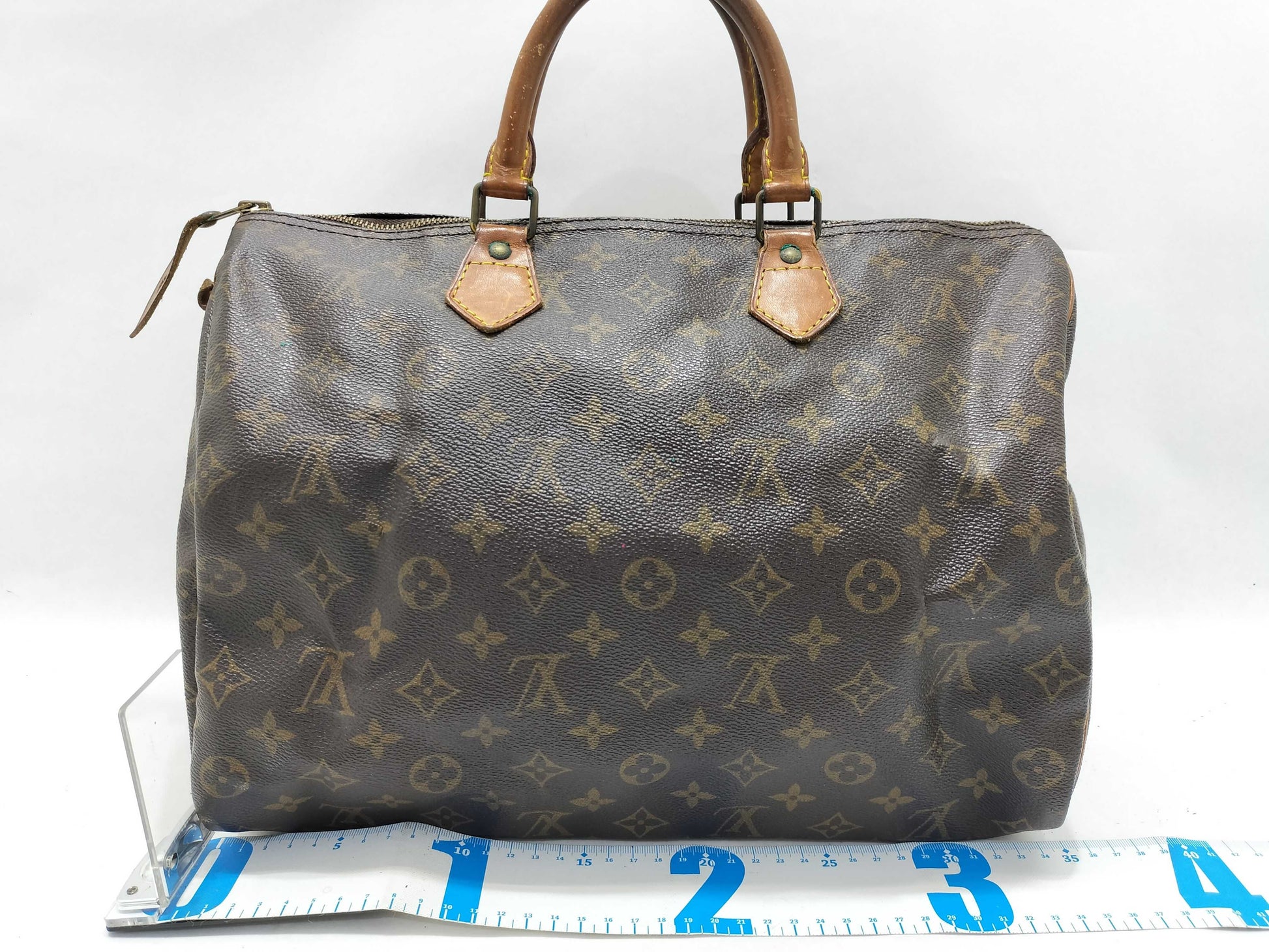 LOUIS VUITTON Monogram LV Monogram Speedy Handbag