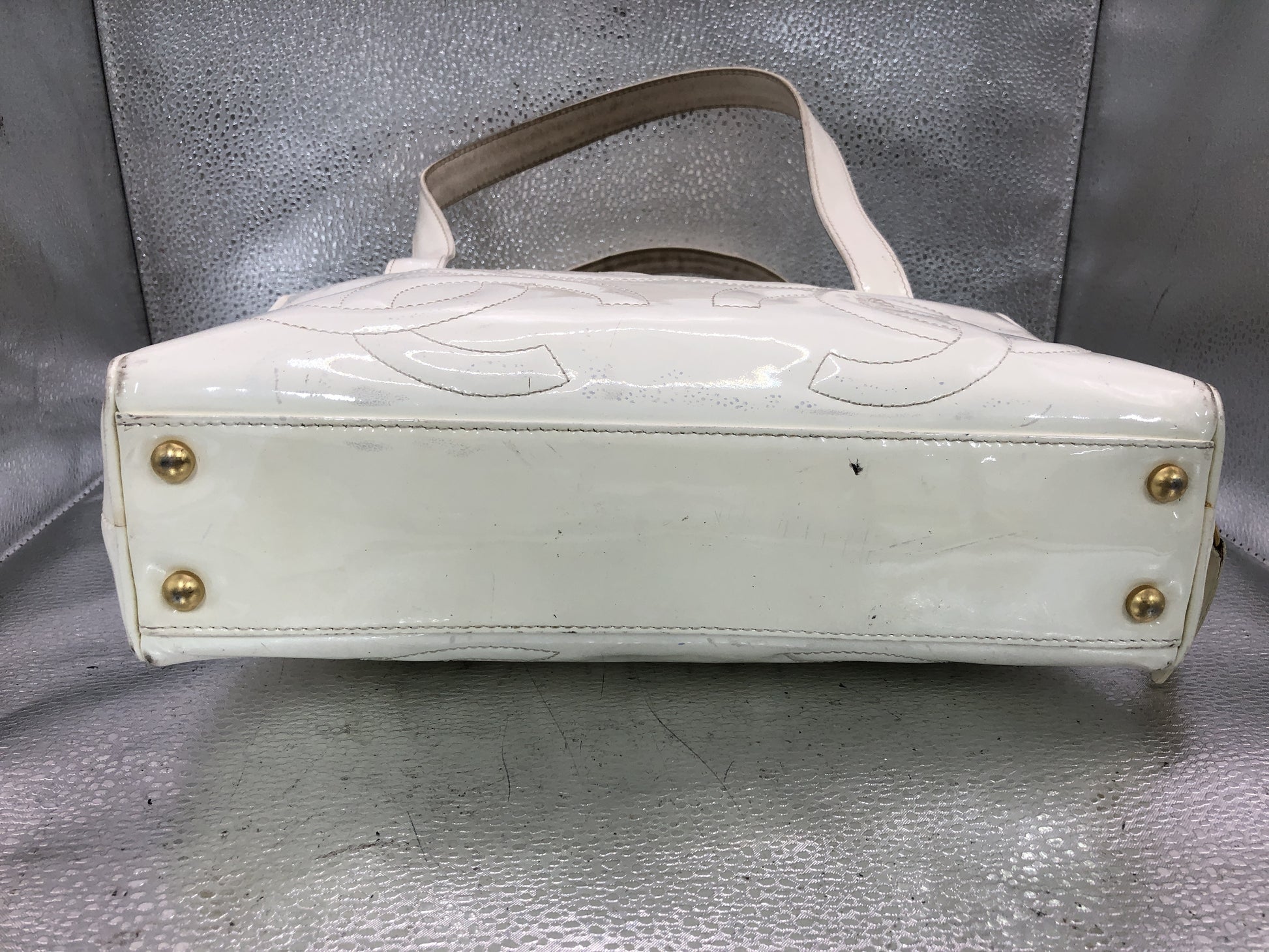 CHANEL Triple Coco Handbag with Seal 9567888 Patent Leather White Bag