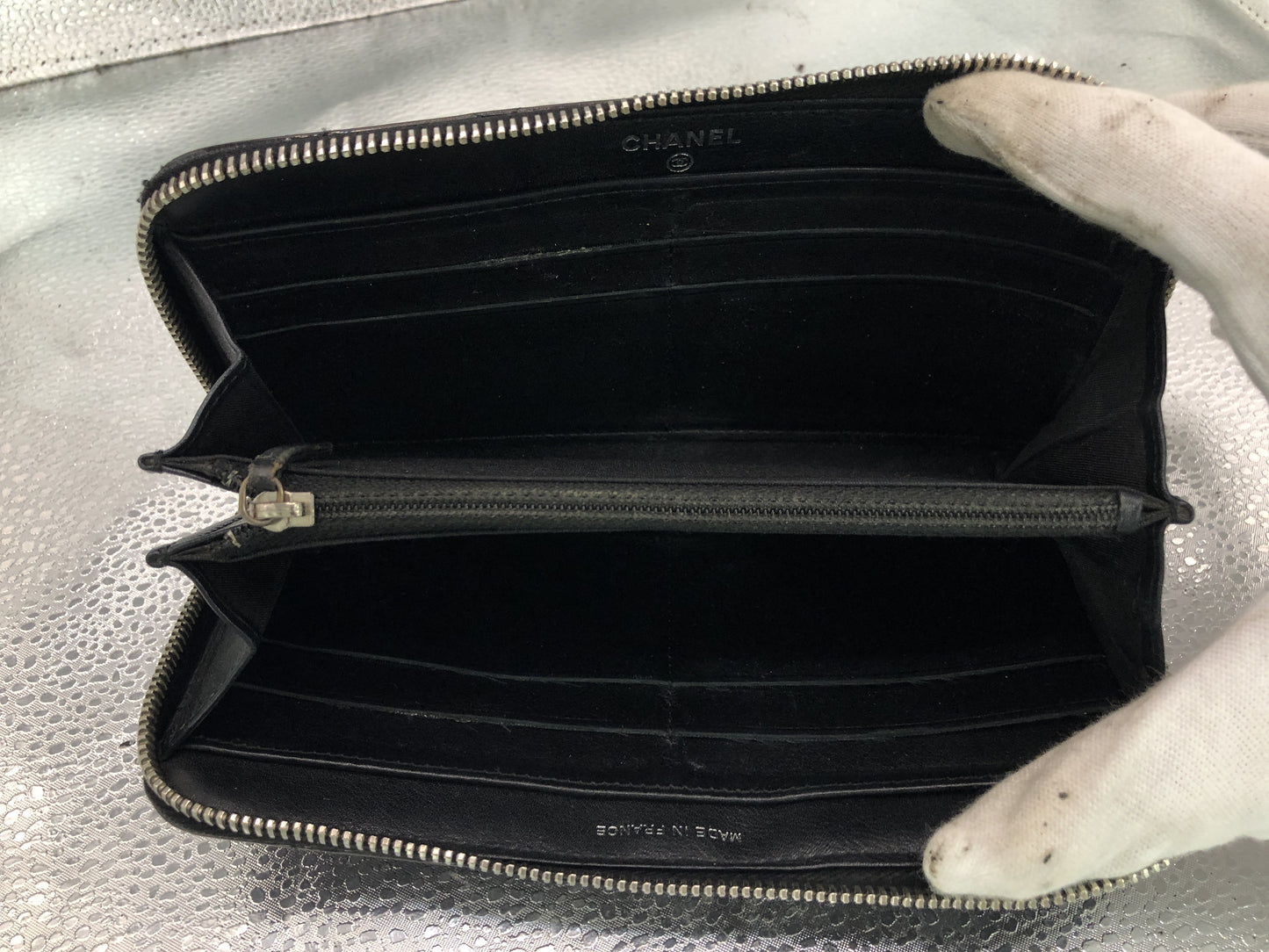 CHANEL Matrasse Brilliant Long Round Zipper Wallet with Seal 14755109 Guarantee Card with Box Patent Leather Noir Wallet
