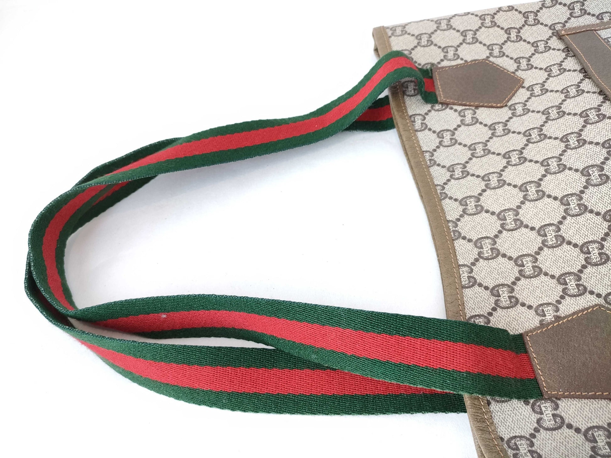 GUCCI GG Supreme Gucci Bag Tote Bag