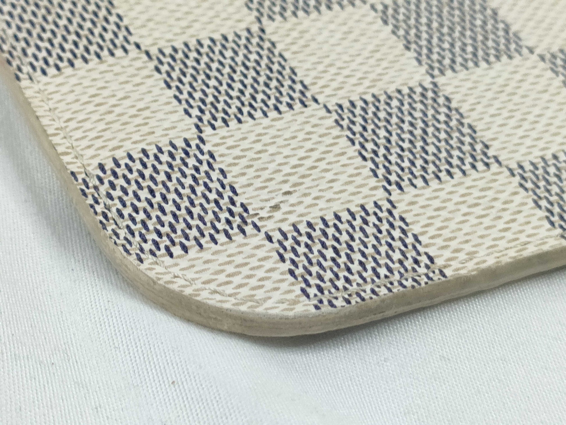 LOUIS VUITTON Damier Azure Louis Vuitton Neverful Pouch Only Pouch