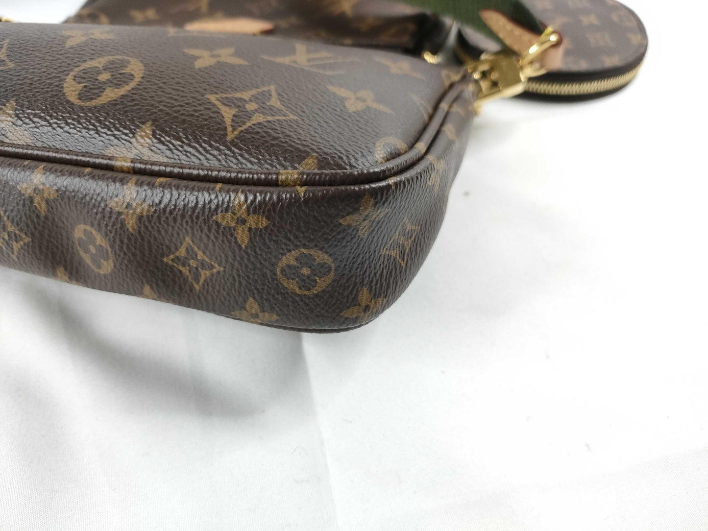 LOUIS VUITTON Monogram Louis Vuitton Myrti Shoulder Bag Shoulder Bag
