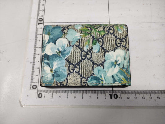 GUCCI Blooms GG Supreme Bifold Mini Wallet