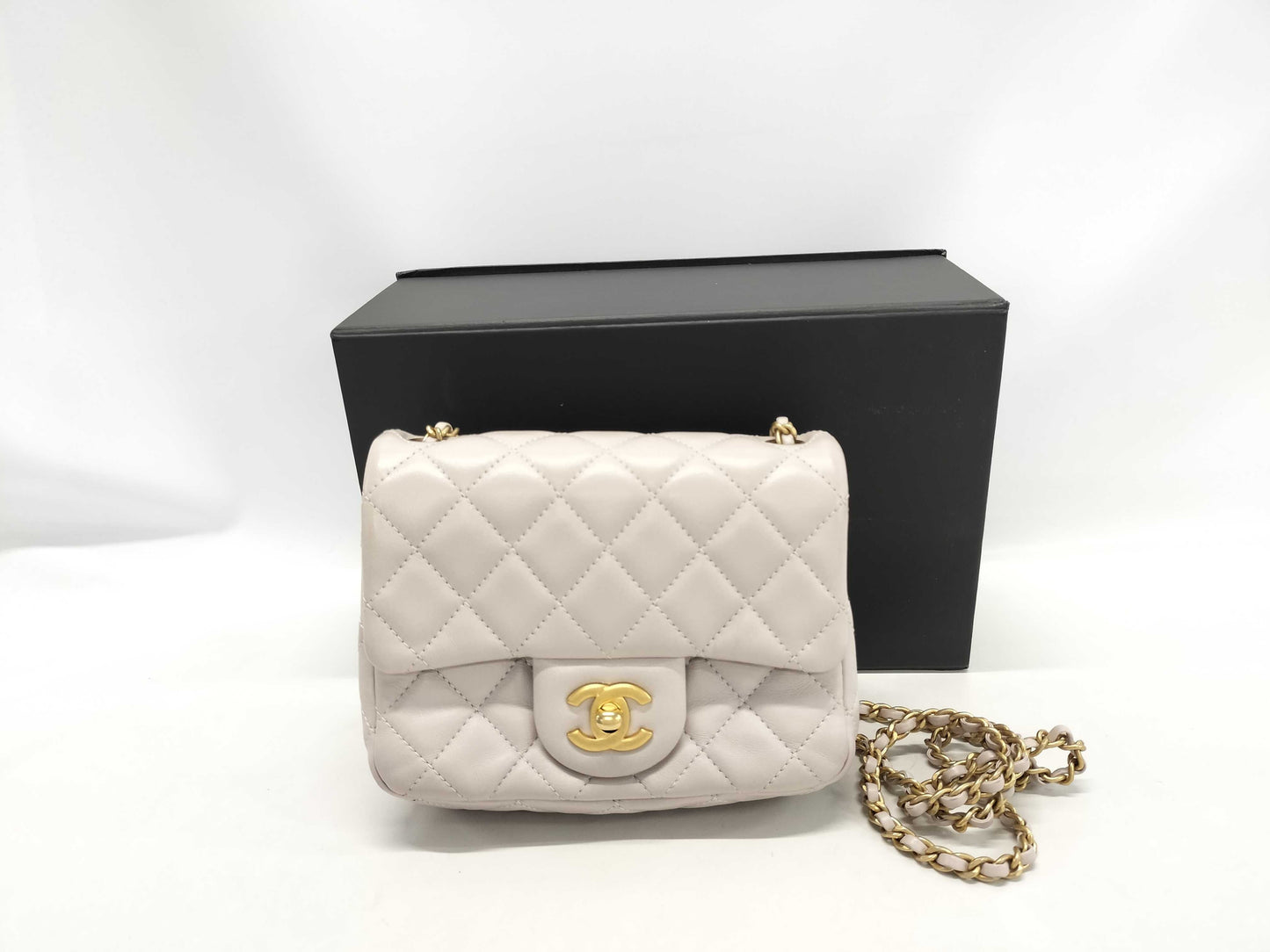 CHANEL CHANEL Ball Chain Shoulder Bag
