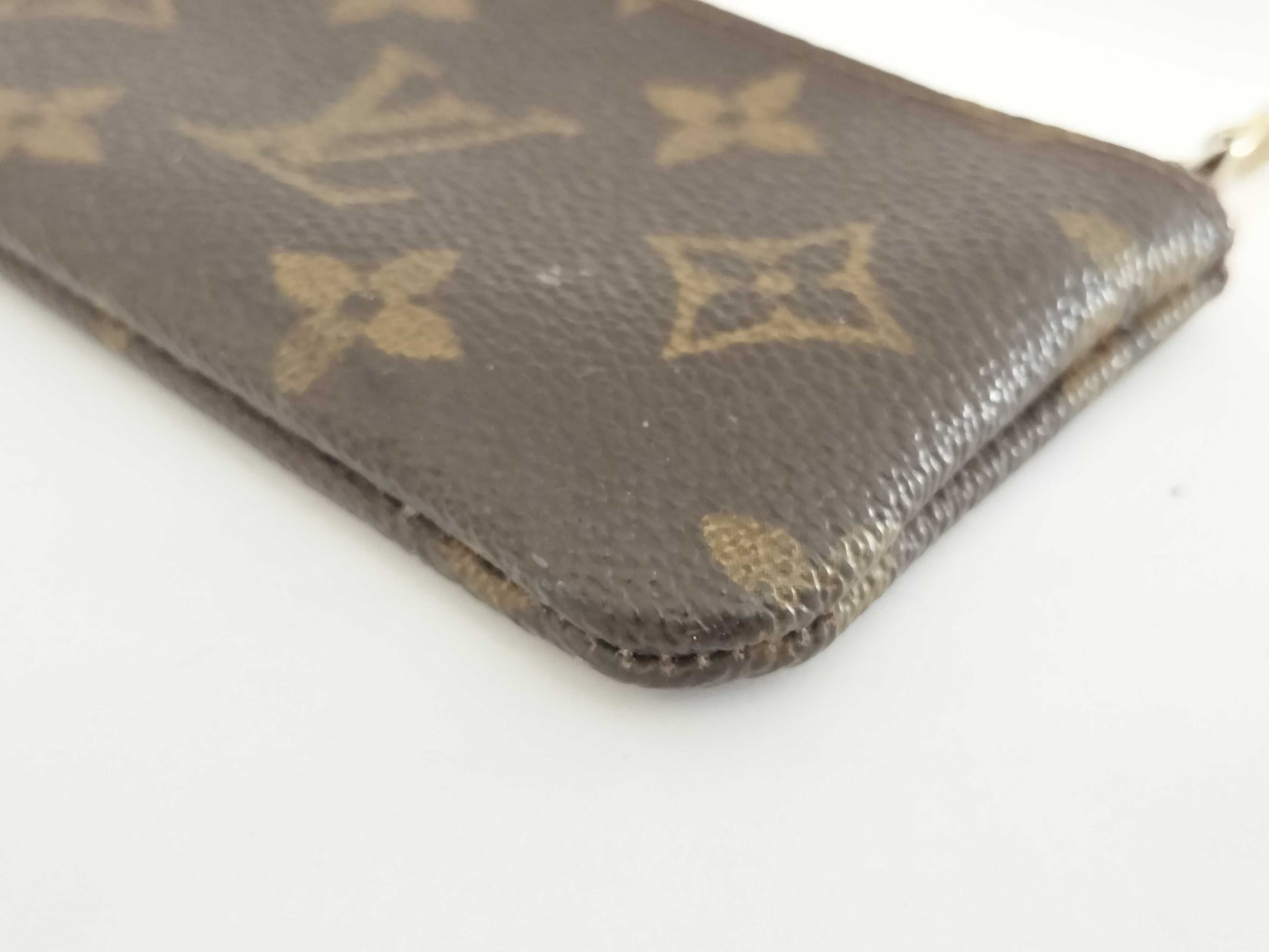 LOUIS VUITTON Monogram LV Monogram Pochette Cle M62650 854 Coin Case