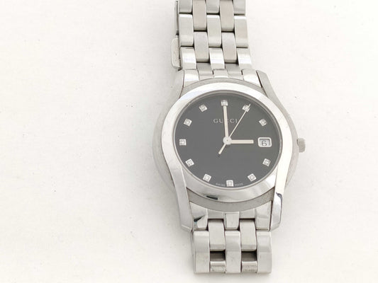 GUCCI Model 5500M Serial 12435730 Stainless Steel/QZ Black Dial Non-Working/No Operational Guarantee Men's Watch