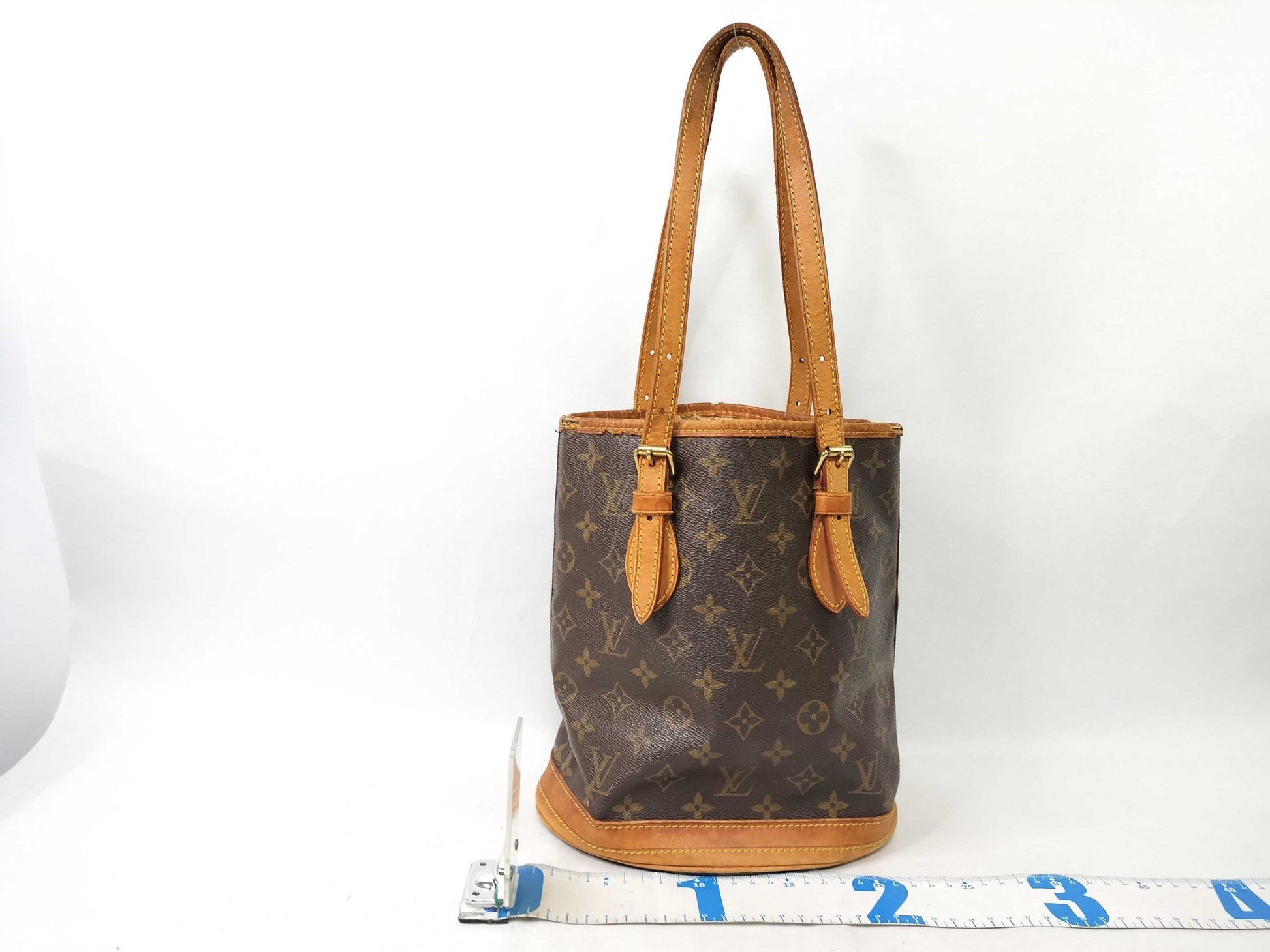 LOUIS VUITTON Monogram LV Monogram Petit Bucket M42238 VI1020 Shoulder Bag