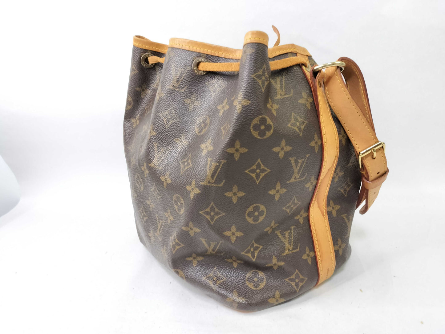 LOUIS VUITTON Monogram LV Monogram Petit Noe M42226 AR1909 Shoulder Bag