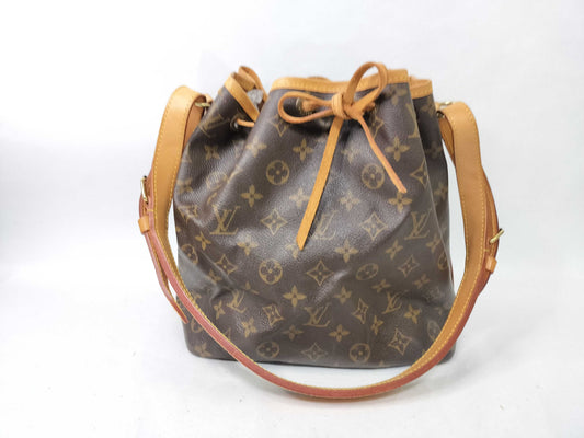 LOUIS VUITTON Monogram LV Monogram Petit Noe M42226 AR1909 Shoulder Bag