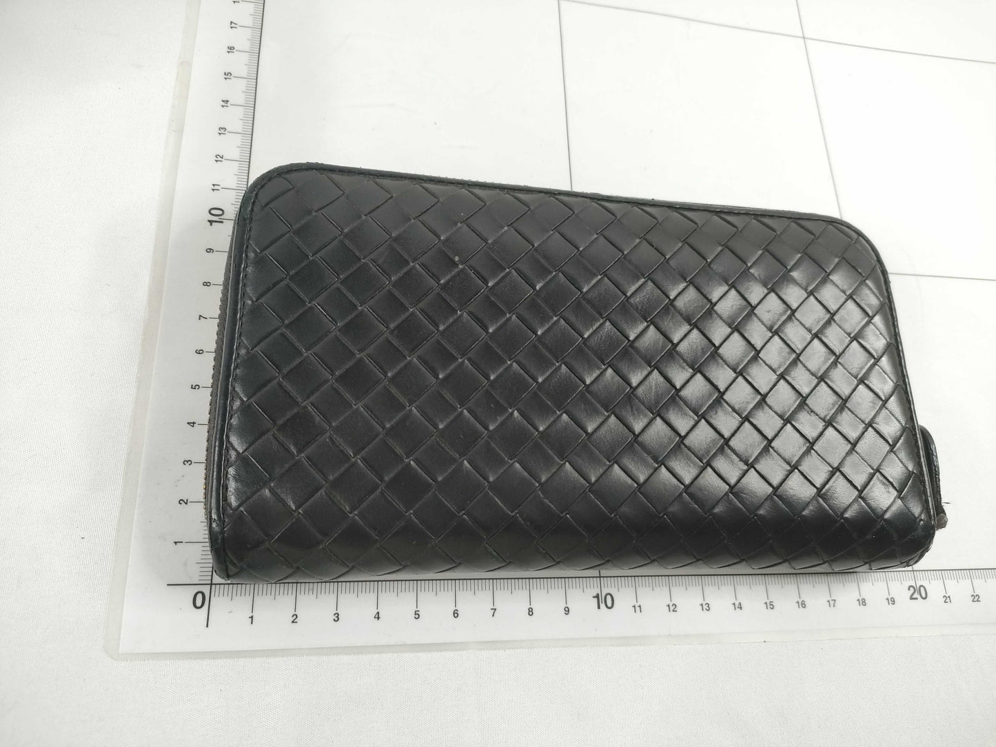BOTTEGA VENETA Intrecciato Intrecciato Leather Round Zip Long Wallet Black Wallet