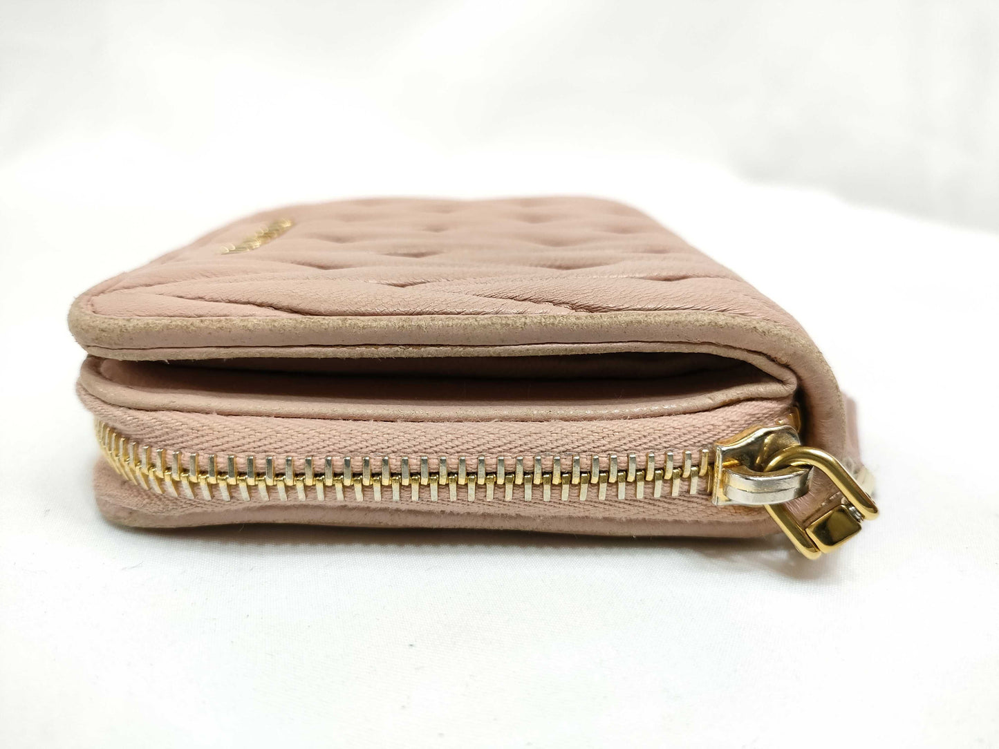 miu miu miu leather bi-fold wallet pink wallet