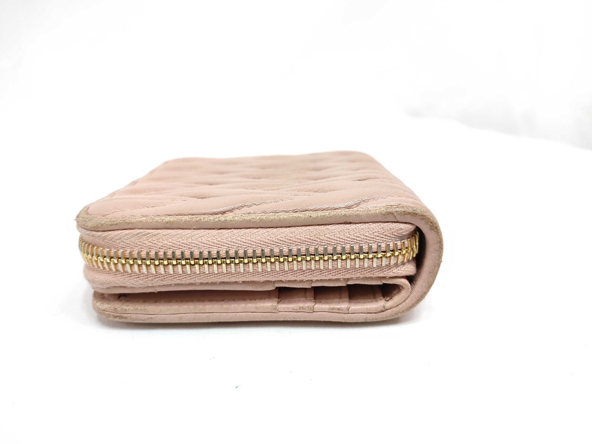miu miu miu leather bi-fold wallet pink wallet