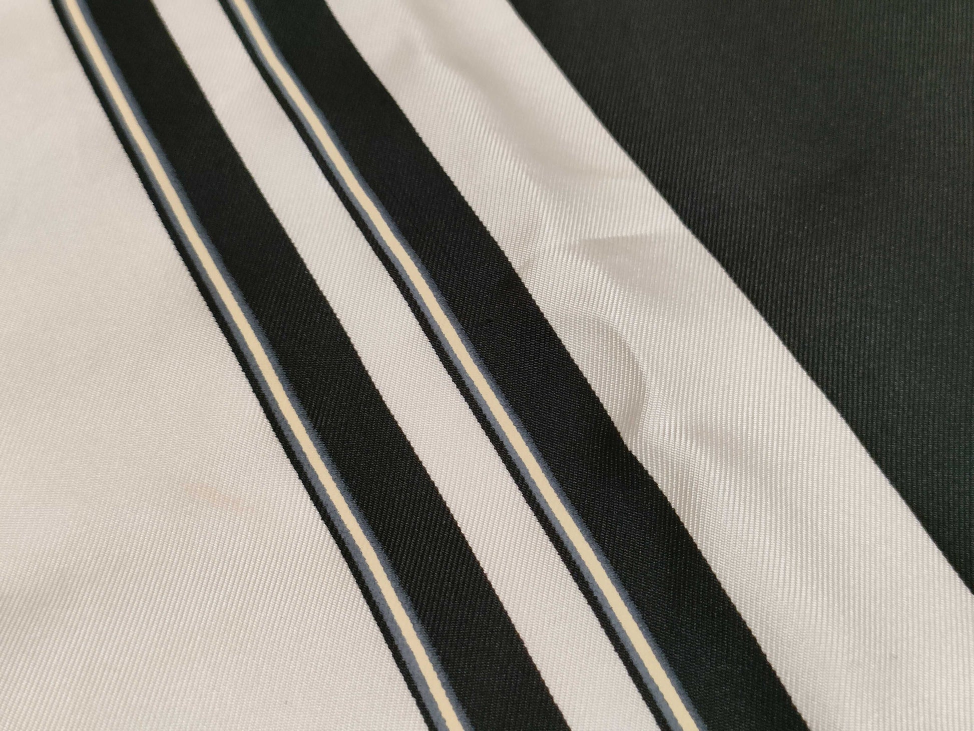 HERMES Carre Hermes Carre 90 BRIDES de GALA Silk Scarf Black x White Scarf