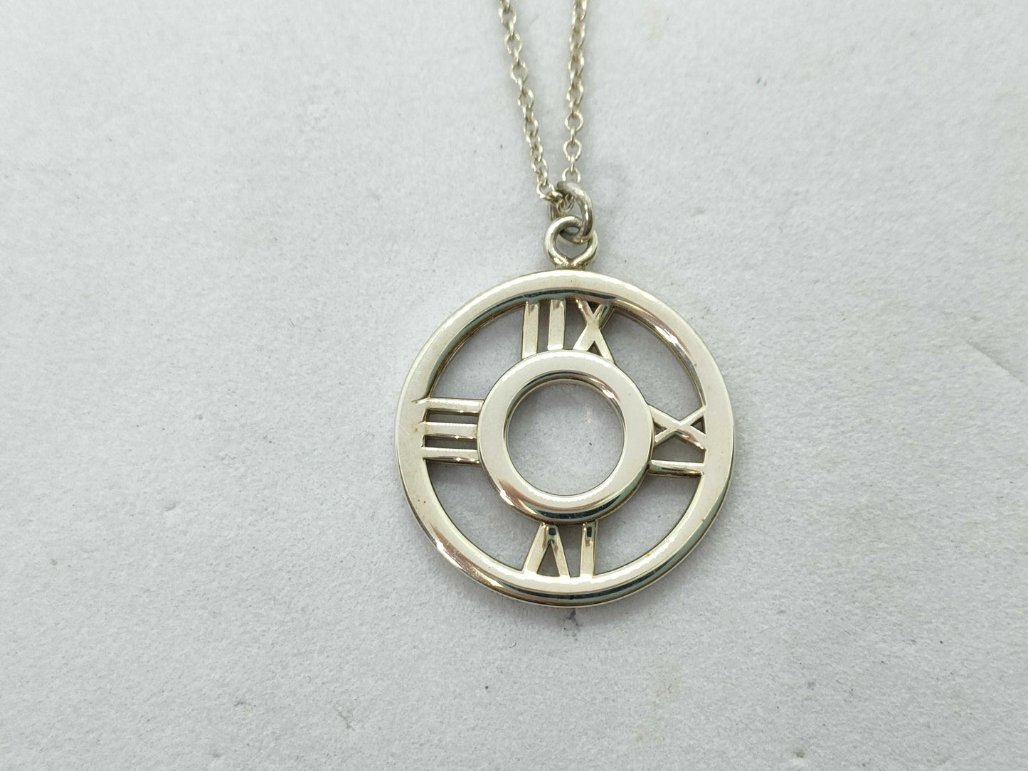 Tiffany&Co. Atlas Tiffany Atlas Open Medallion Necklace SV925 Necklace