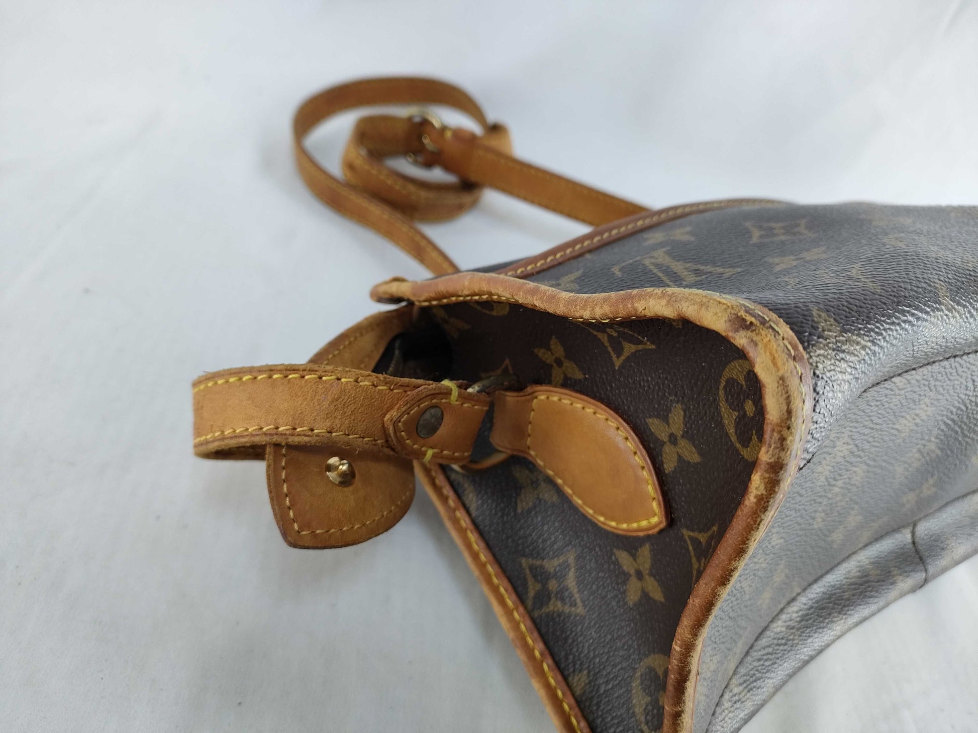 LOUIS VUITTON Monogram LV Monogram Popancourt Ron M40008 DU1024 Handbag