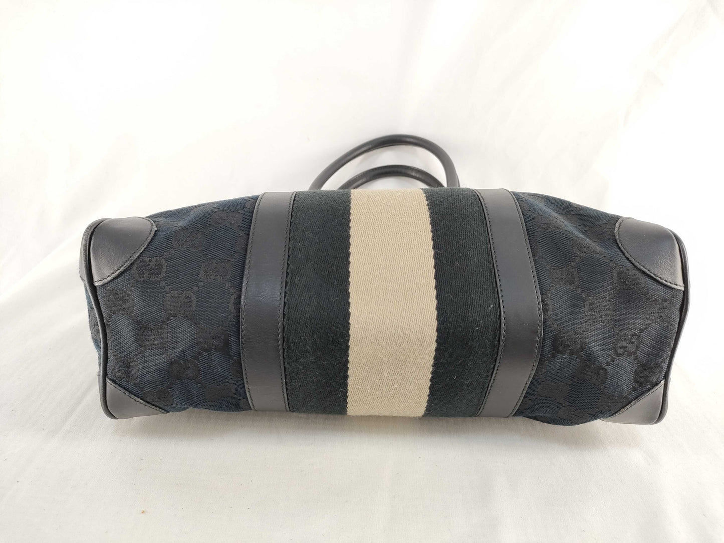 GUCCI Gucci GG Canvas Handbag 000/0851 Black Handbag