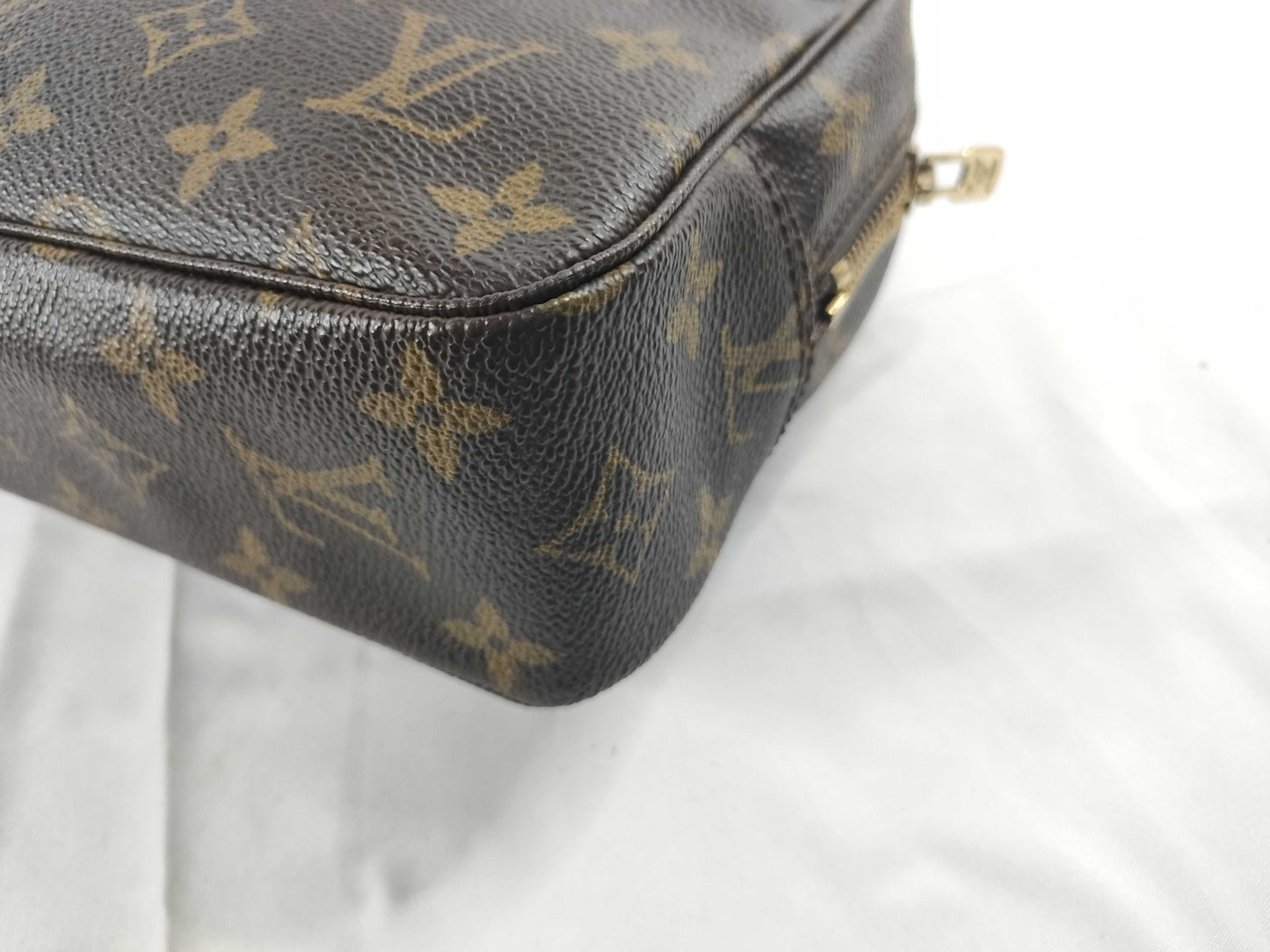 LOUIS VUITTON Monogram LV Monogram Truth Wallet 23 M47524 TH8904 Second Bag