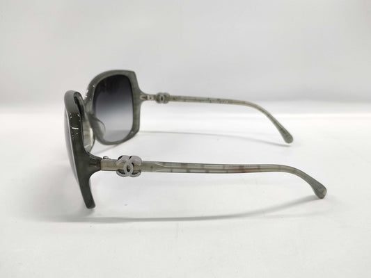 CHANEL Coco Mark Plastic Sunglasses Gray Sunglasses/Eyeglasses