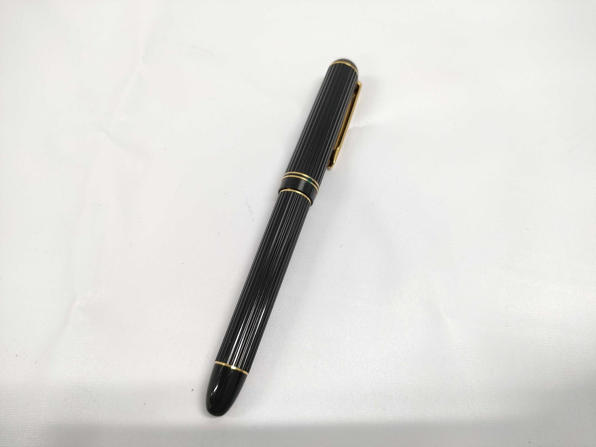 Pilot 14K585 Fountain Pen Pens & Fountain Pens