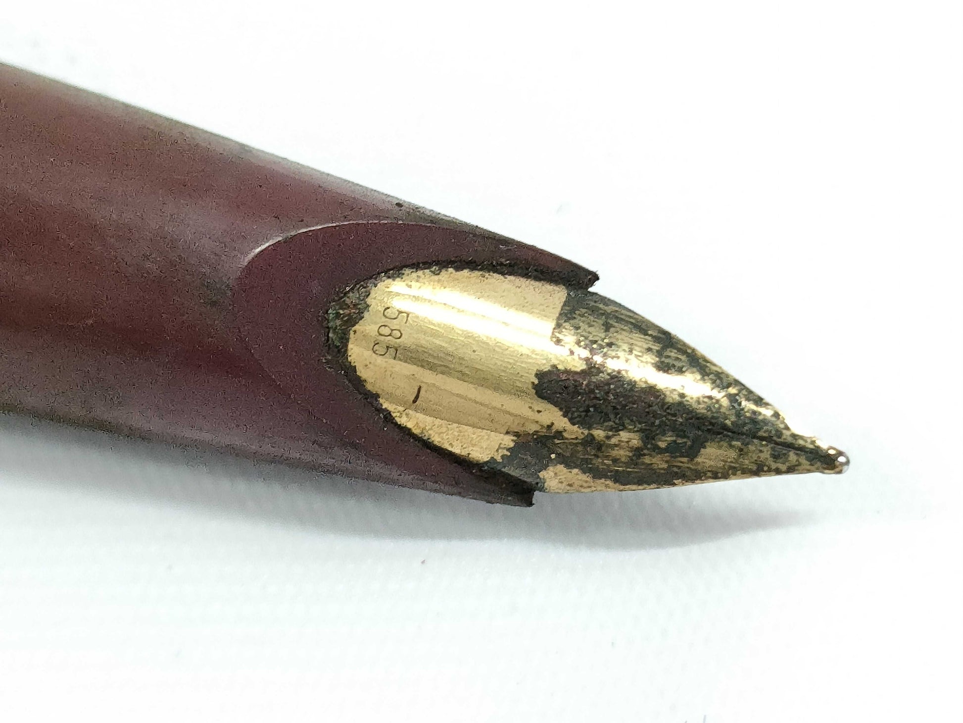 MONTBLANC Montblanc 585 Fountain Pen