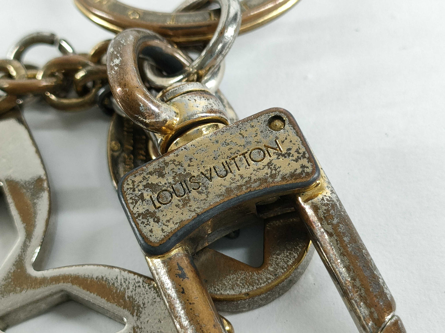 LOUIS VUITTON LV Maltage Blossom M00002 OB0196 Keycase Keychain