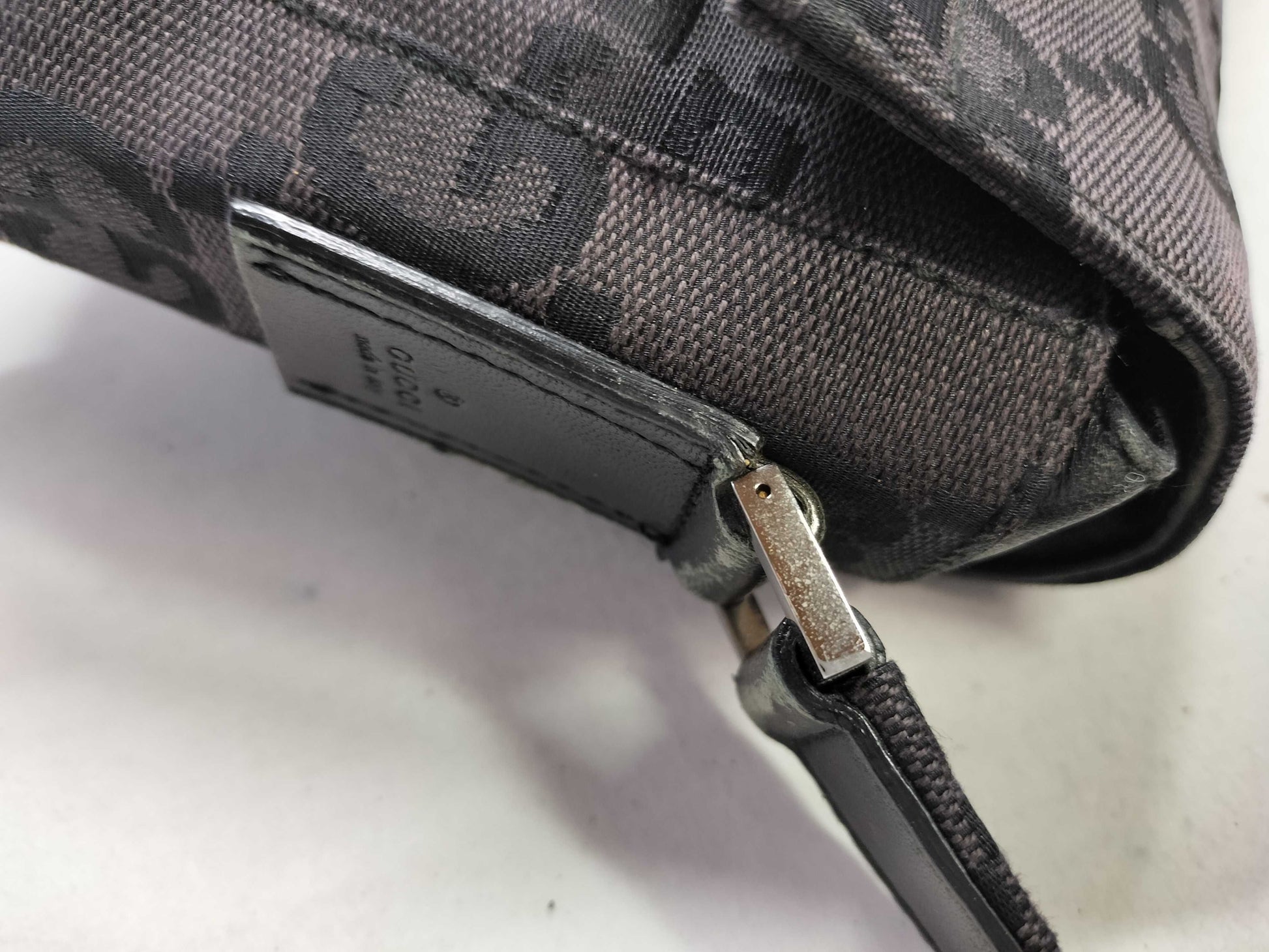 GUCCI GG Gucci GG Canvas Shoulder Bag 001/3805 002113 Black Shoulder Bag