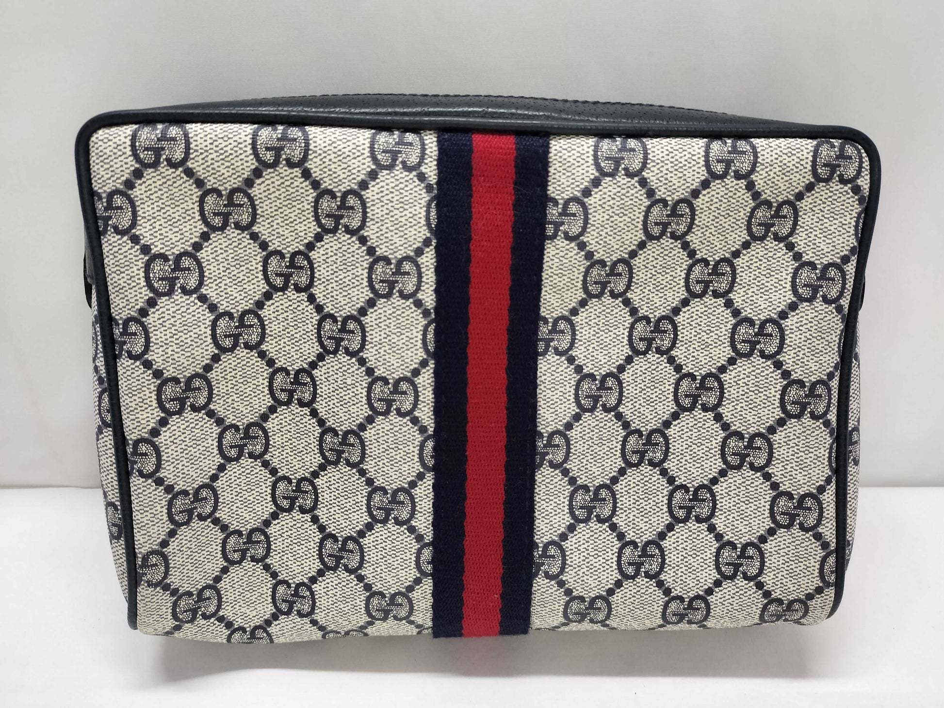 GUCCI GG Supreme Gucci Sherry Line GG Supreme Second Bag 63/01/012 Navy Pouch