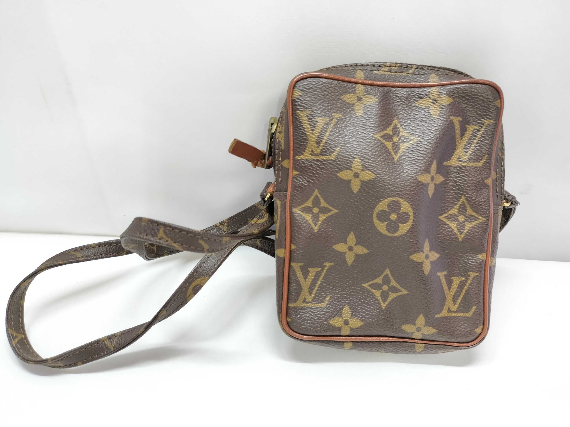 LOUIS VUITTON Monogram LV Monogram Mini Danube M45268 Serial Unknown Shoulder Bag