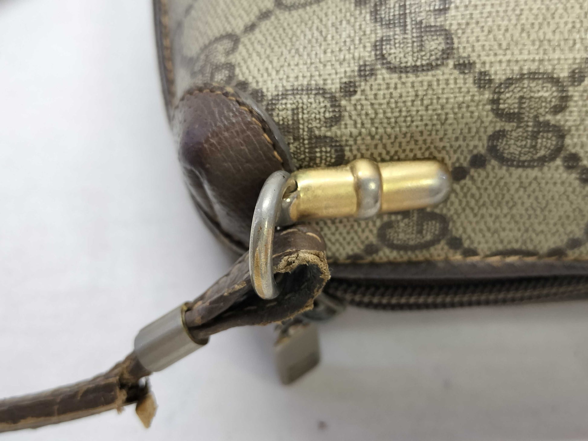 GUCCI GG Supreme Gucci GG Supreme Bag 007/115/4916 Brown Handbag