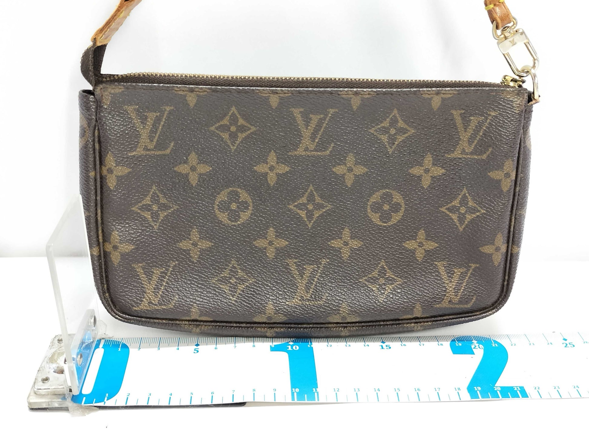 LOUIS VUITTON Monogram LV Monogram Pochette Accessoir M51980 VI0012 Pouch