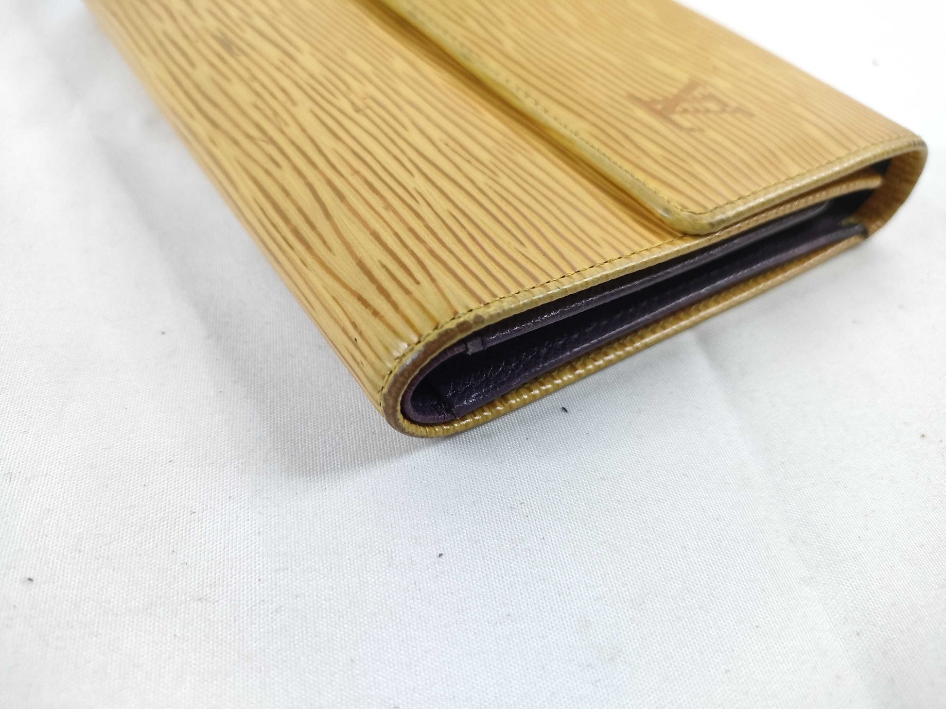 LOUIS VUITTON Epi LV Epi Porte Tresol Etuiy Papier M63719 SP0928 Wallet