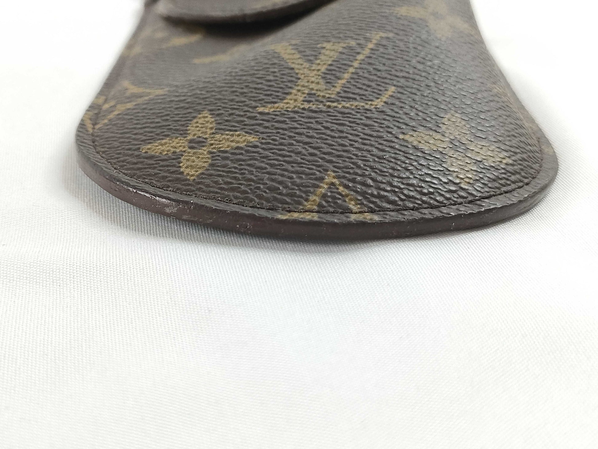 LOUIS VUITTON Monogram LV Monogram Etuilunet Lava M62970 MI0946 Other Accessories