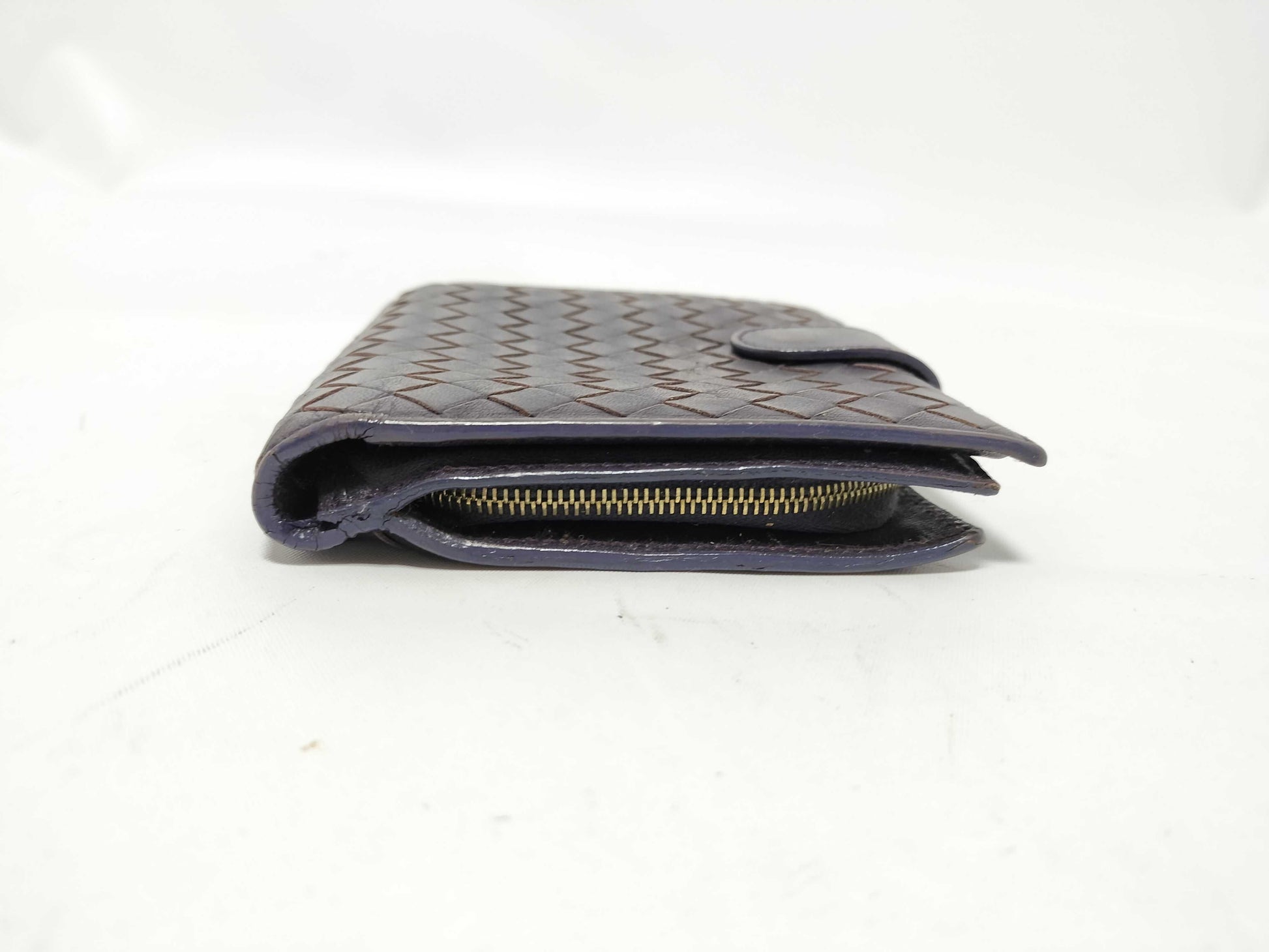 BOTTEGA VENETA Intrecciato Intrecciato Intrecciato Leather Bi-Fold Wallet 114073 V0013 5004 Purple Wallet