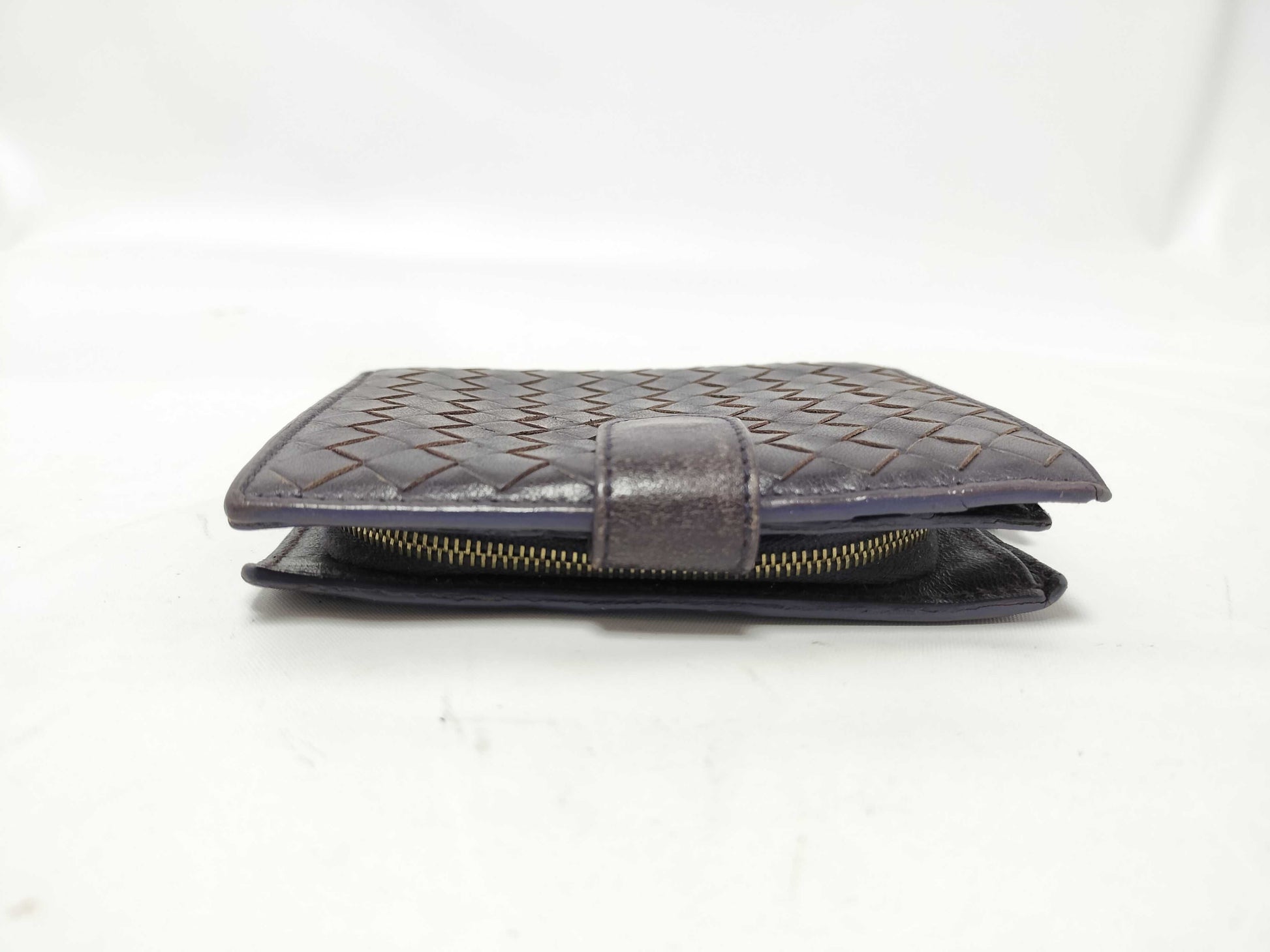 BOTTEGA VENETA Intrecciato Intrecciato Intrecciato Leather Bi-Fold Wallet 114073 V0013 5004 Purple Wallet