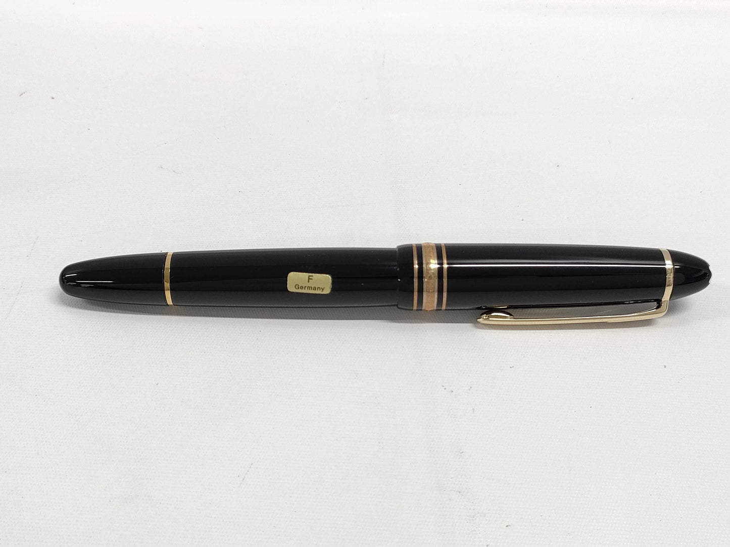 MONTBLANC Montblanc 14K Nib Fountain Pen Pen