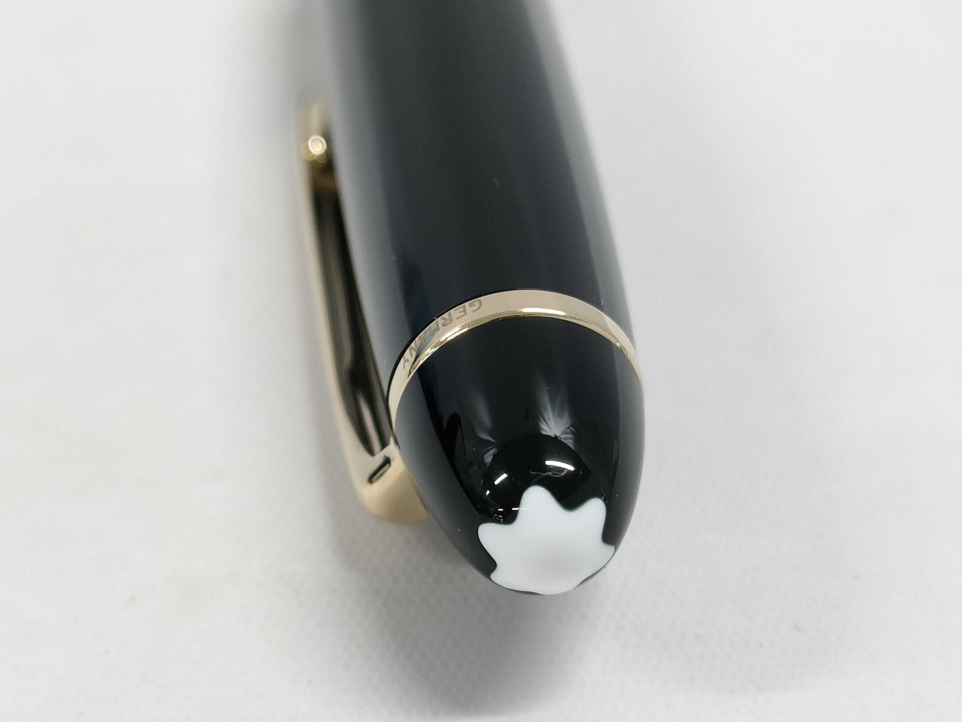 MONTBLANC Montblanc 14K Nib Fountain Pen Pen
