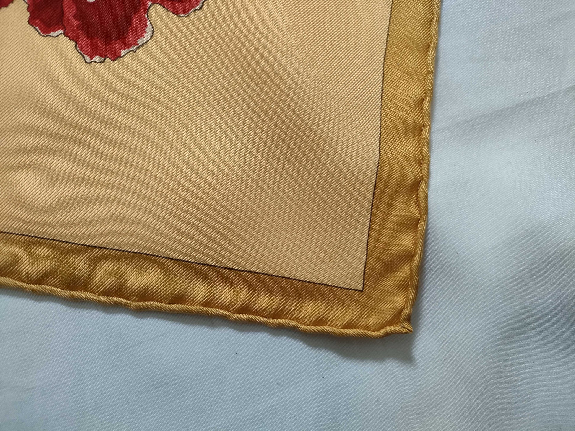 HERMES Carre Hermes Carre 90 SERENITE Silk Scarf Yellow Other Accessories