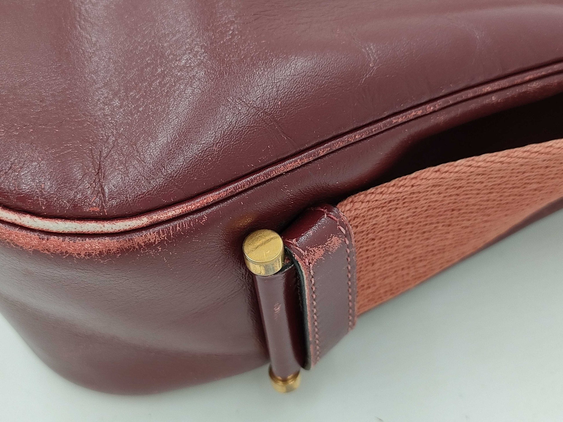 HERMES Saco Leather Shoulder Bag 〇R Engraved Bordeaux Bag