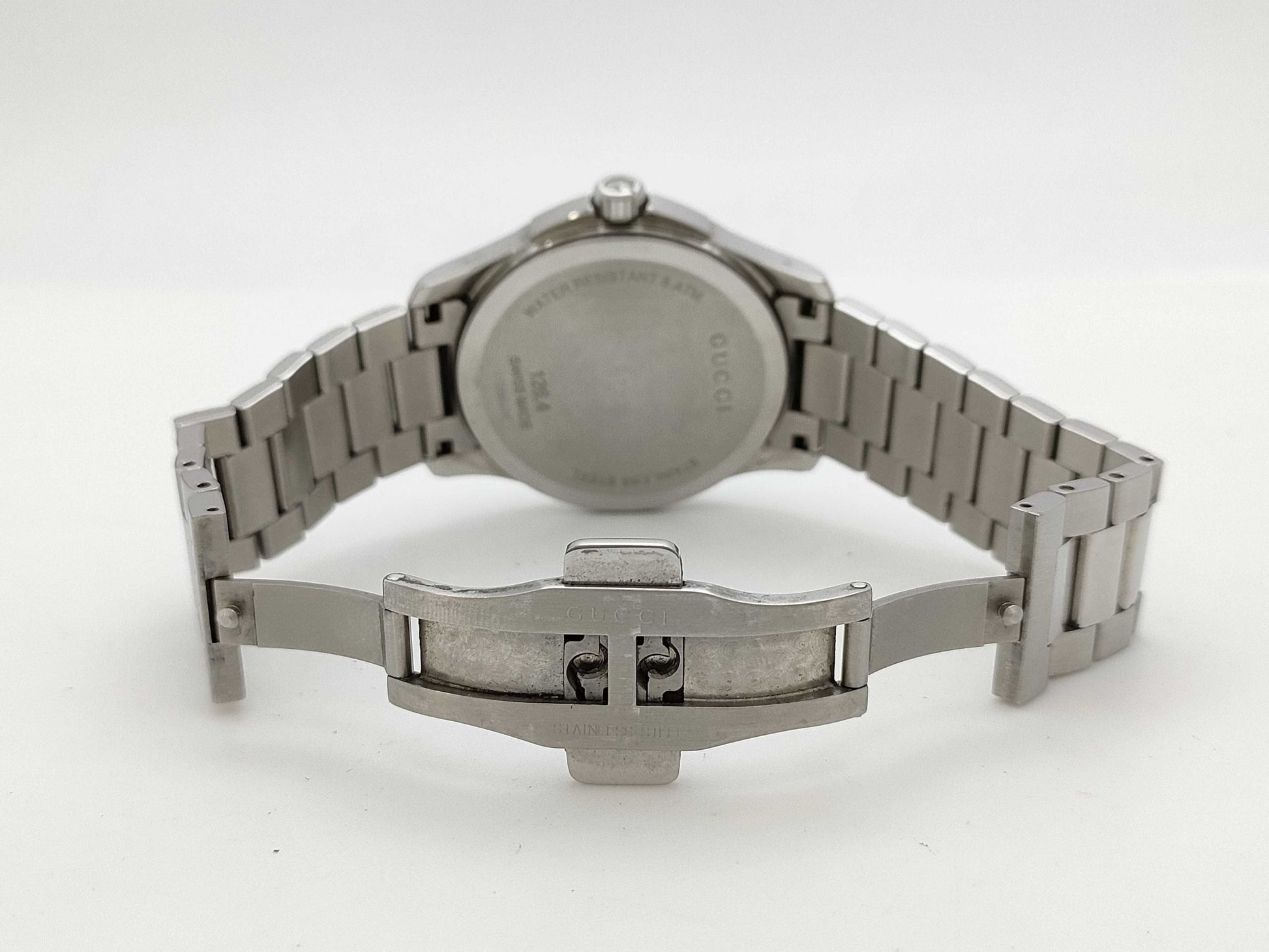 GUCCI 126.4 17088426 Quartz Silver Dial Men's Watch