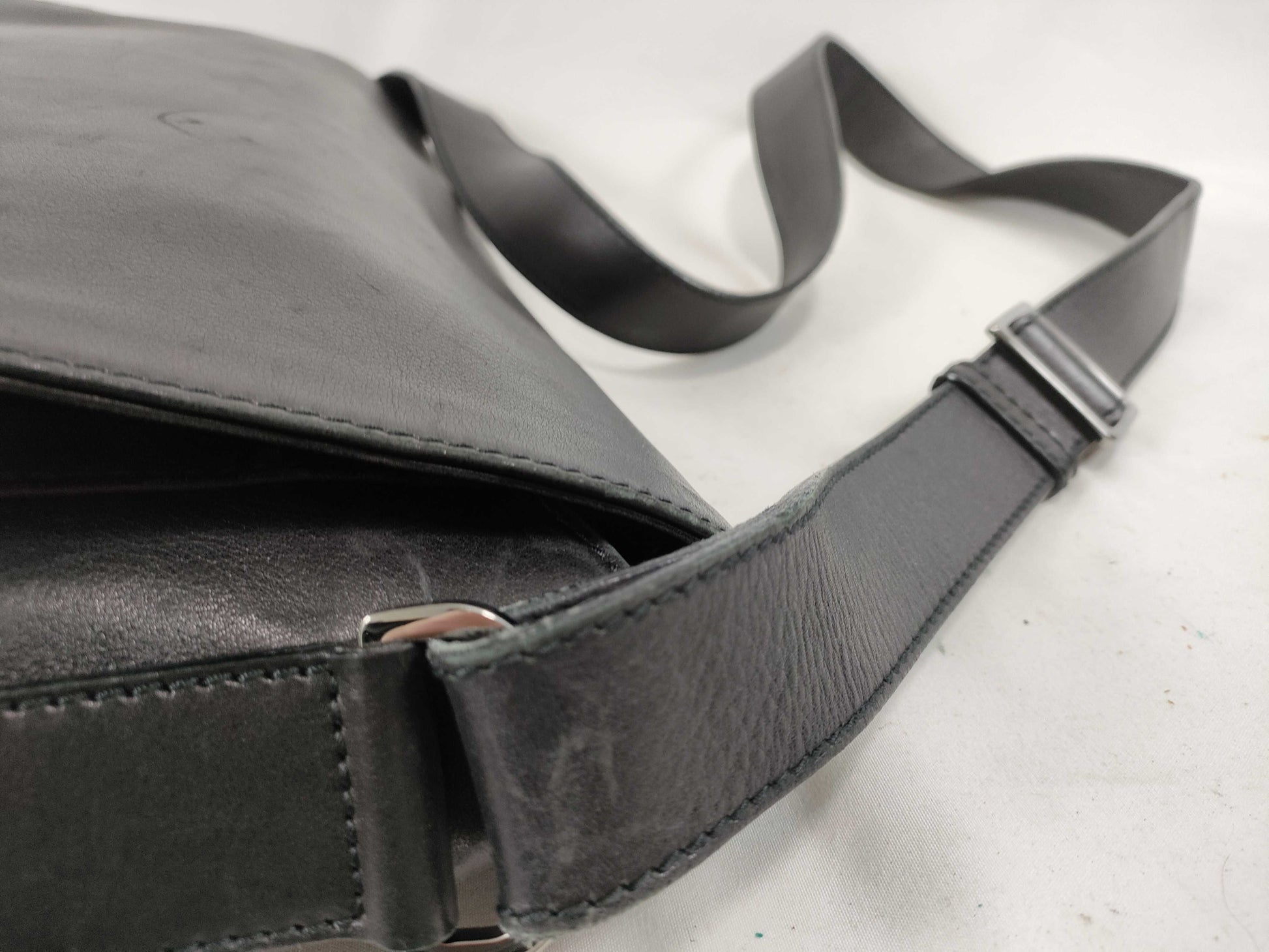 GUCCI Gucci Leather Shoulder Bag Black Shoulder Bag