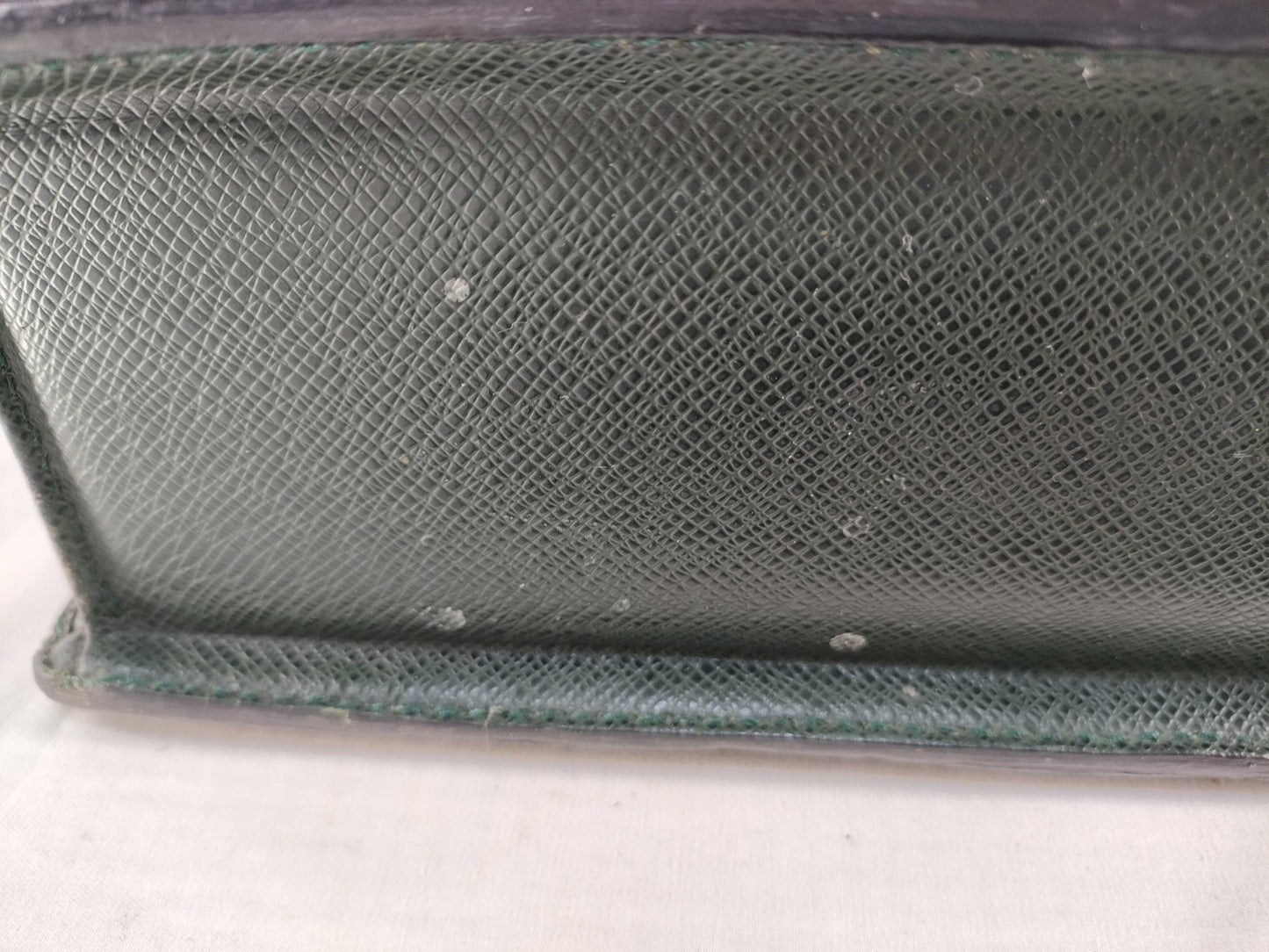 LOUIS VUITTON Taiga LV Taiga Porto Cumanrosan M30054 VI1926 Business Bag