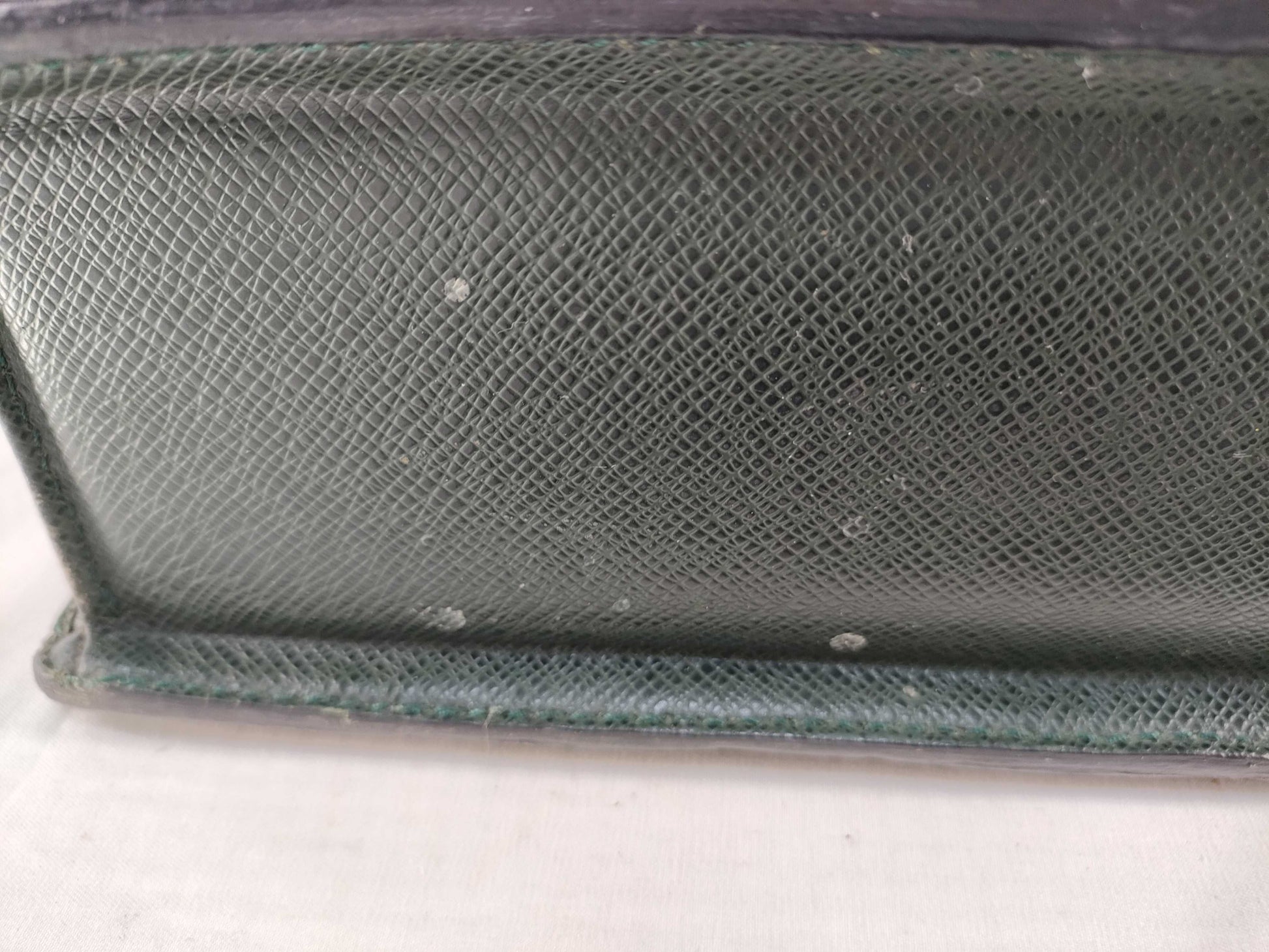 LOUIS VUITTON Taiga LV Taiga Porto Cumanrosan M30054 VI1926 Business Bag