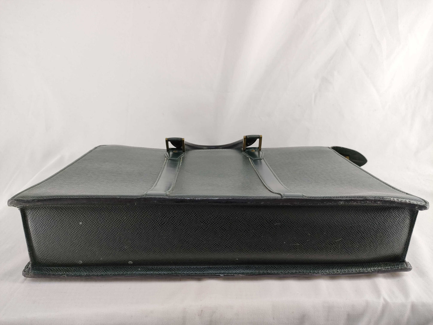 LOUIS VUITTON Taiga LV Taiga Porto Cumanrosan M30054 VI1926 Business Bag