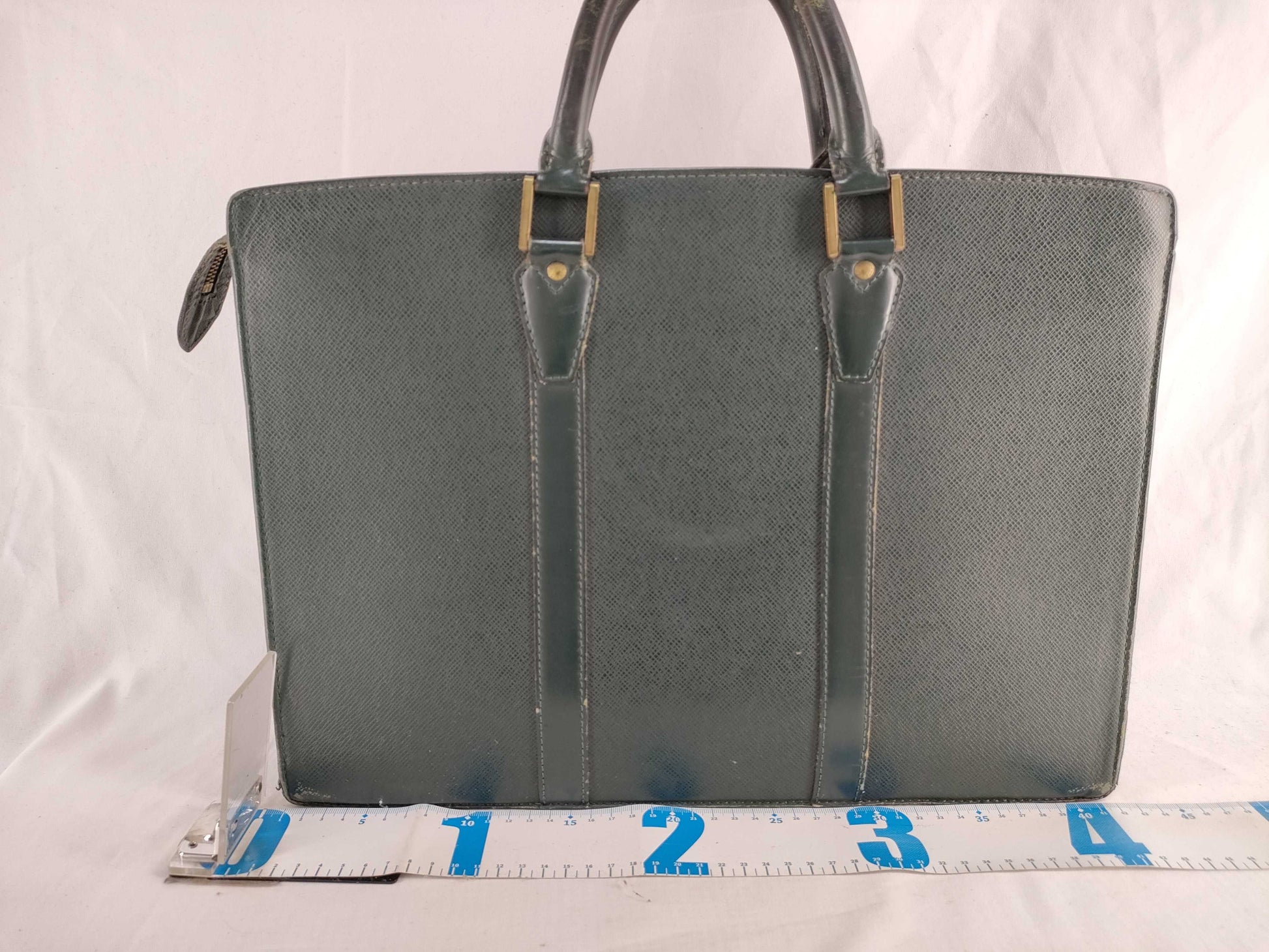 LOUIS VUITTON Taiga LV Taiga Porto Cumanrosan M30054 VI1926 Business Bag