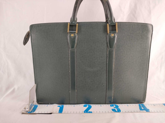 LOUIS VUITTON Taiga LV Taiga Porto Cumanrosan M30054 VI1926 Business Bag