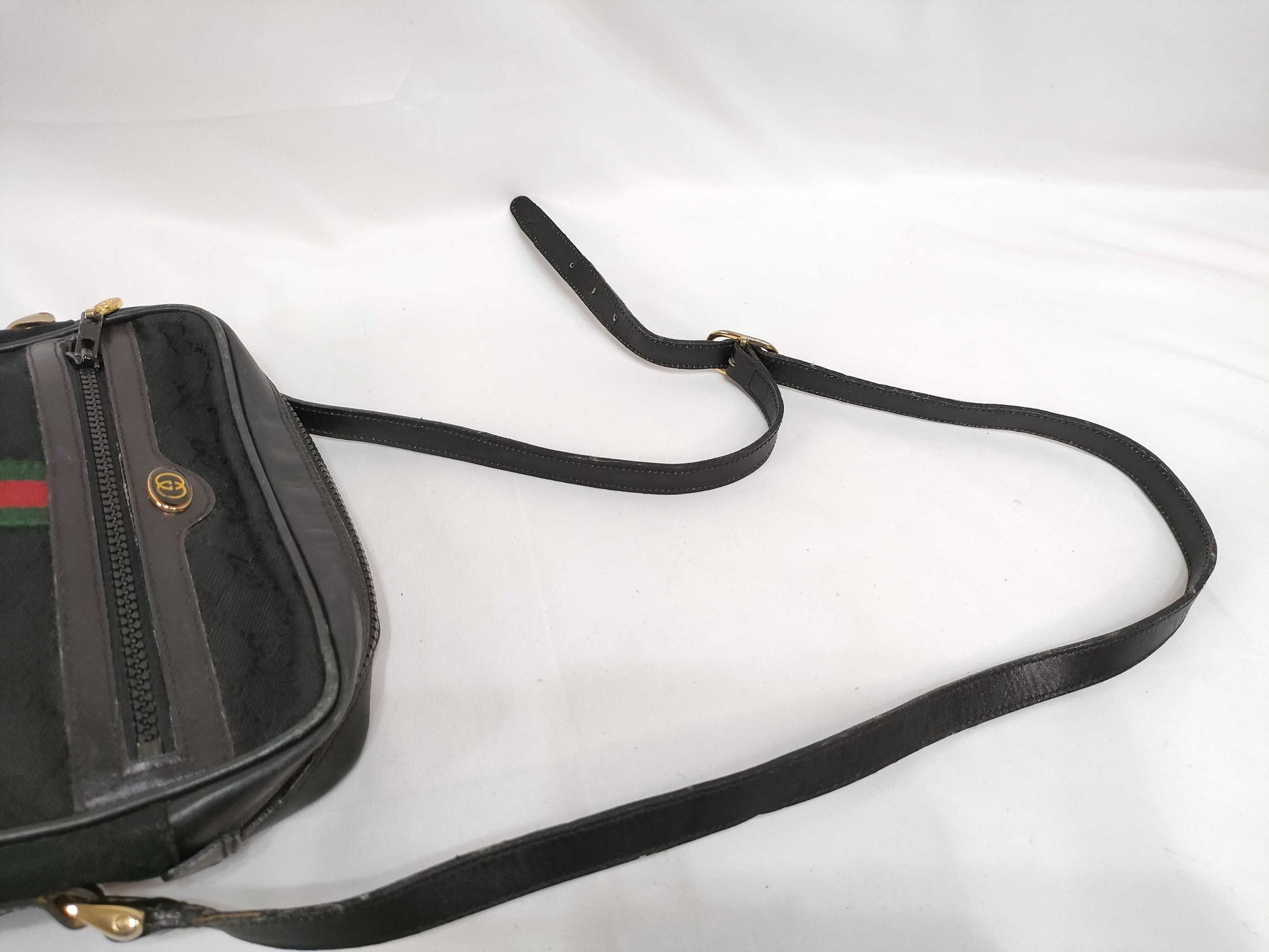 GUCCI GG Canvas Gucci Canvas Shoulder Bag Black Shoulder Bag