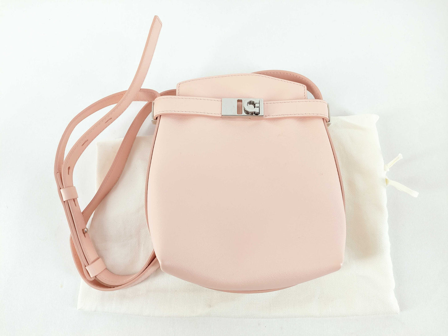 Salvatore Ferragamo Hug Shoulder Bag Shoulder Bag